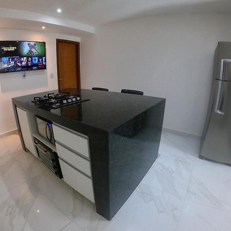 Апартаменты Th 101 - Flat Com Banheira De Hidromassagem Говернадор-Валадарис Экстерьер фото