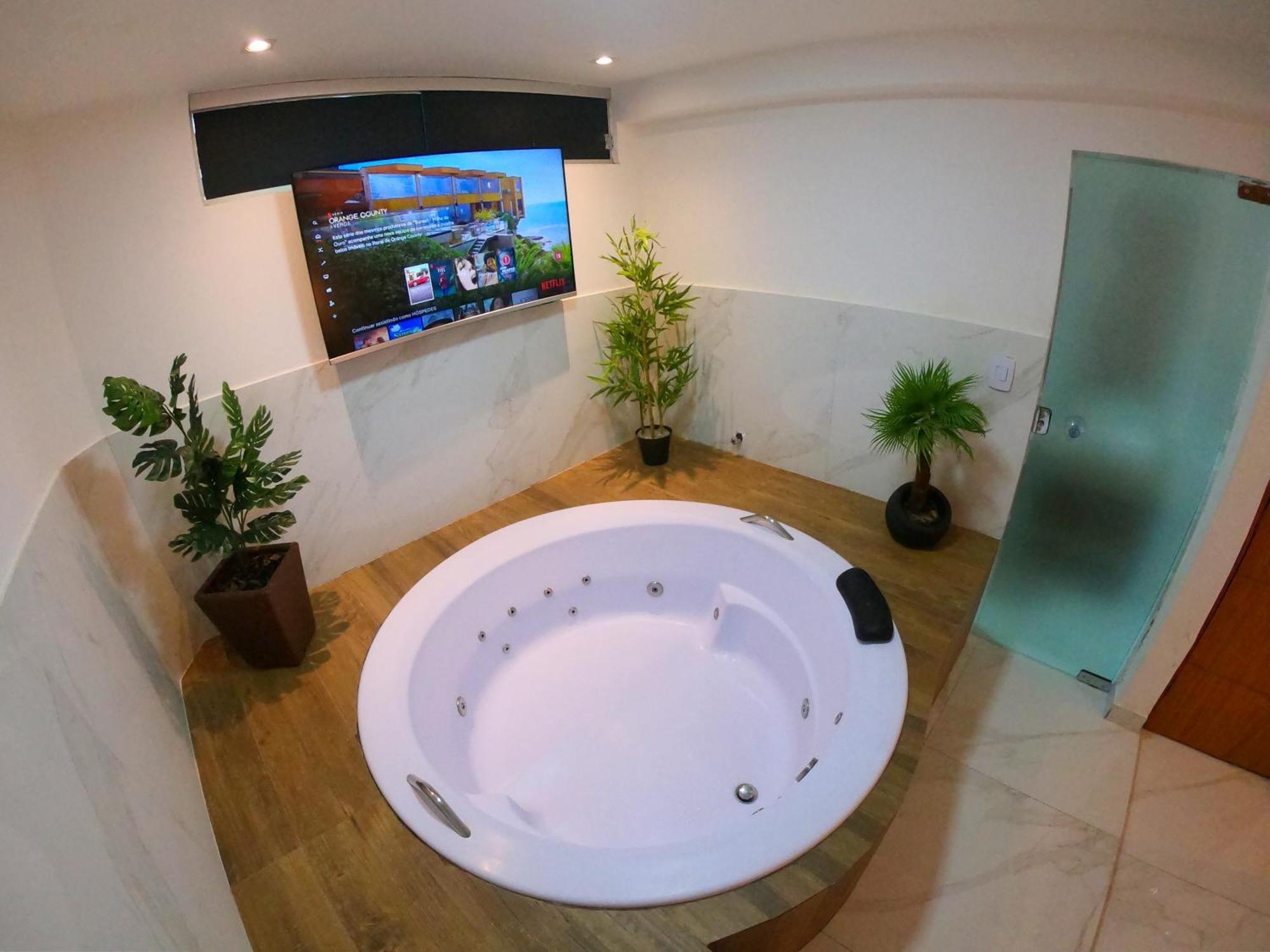 Апартаменты Th 101 - Flat Com Banheira De Hidromassagem Говернадор-Валадарис Экстерьер фото